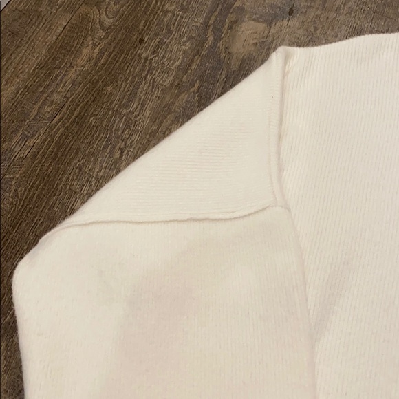 Dolman Sleeve Crew Neck Sweater - Picture 3 of 4